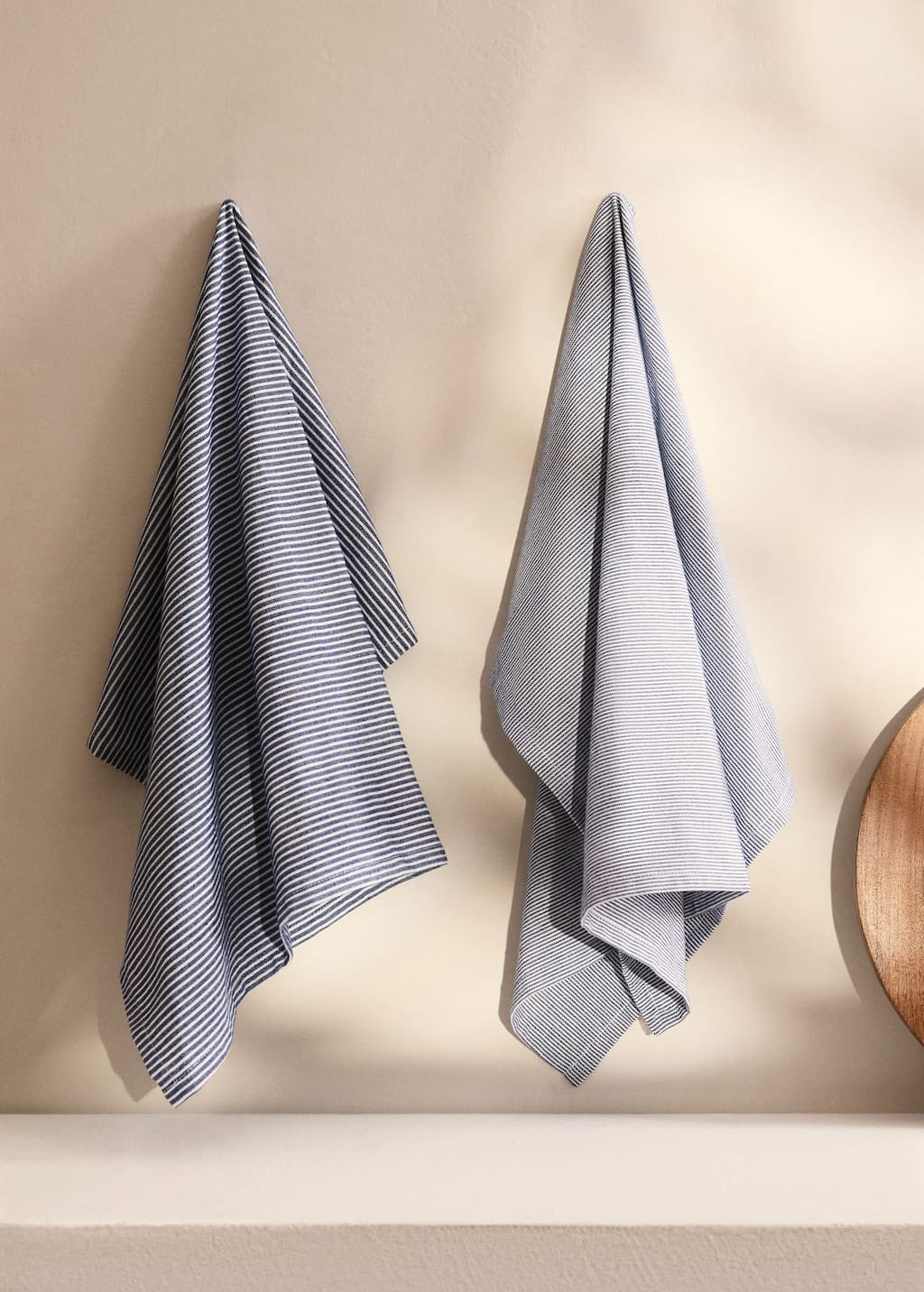 Striped cotton kitchen towel