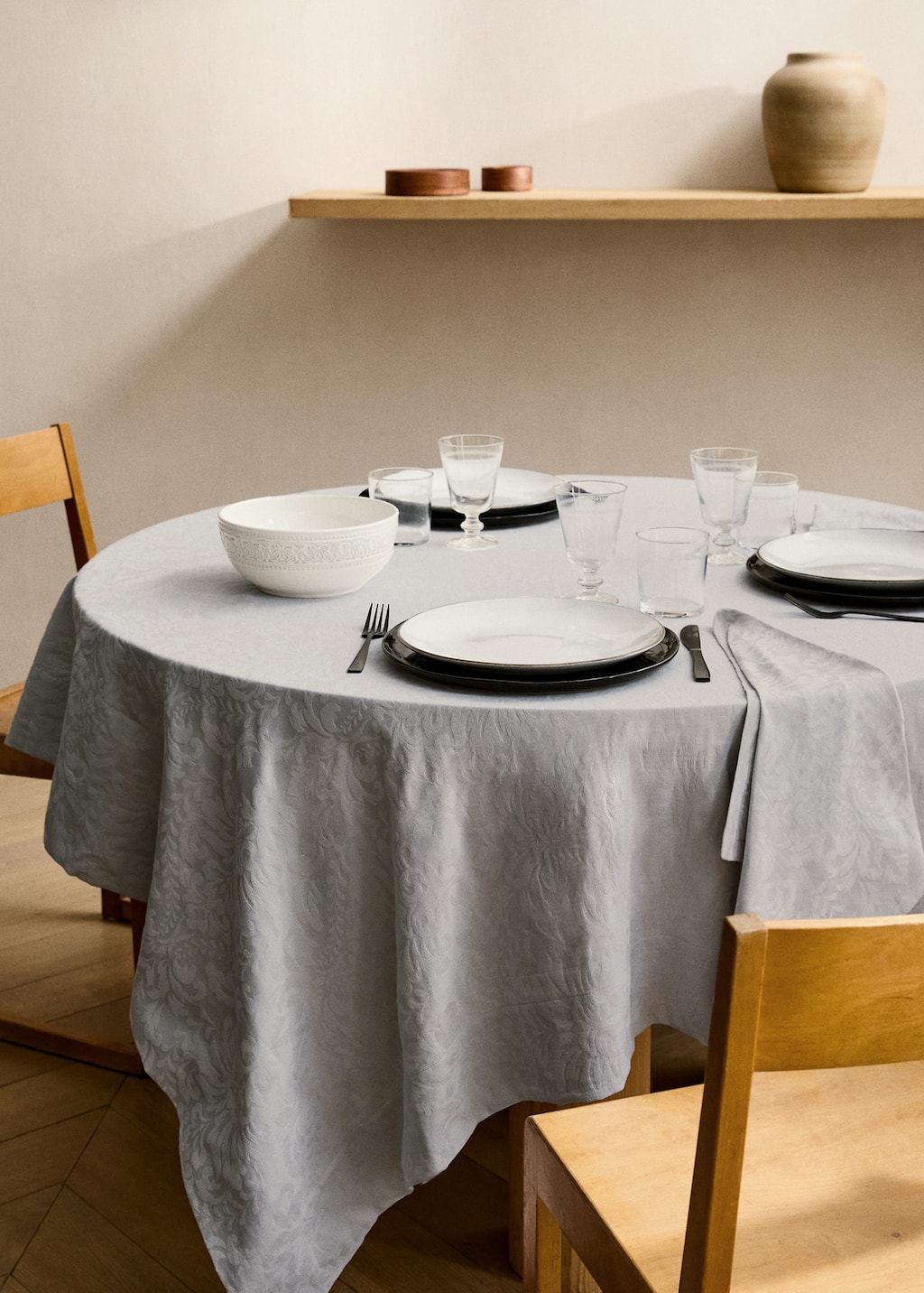 Mango Home Tablecloth Grey