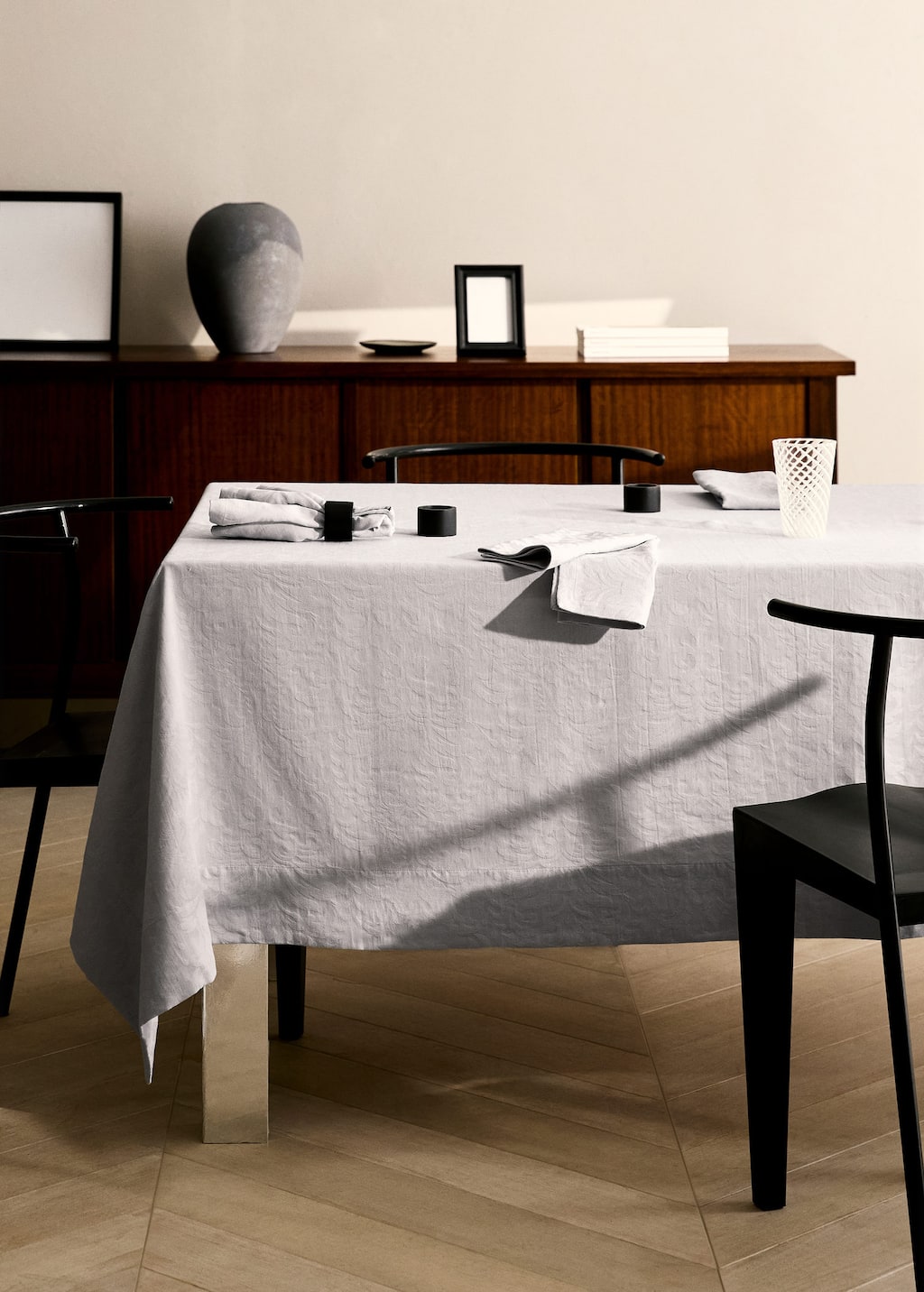 Mango Home Floral Jacquard Cotton Tablecloth 6 To 8 Guests Grey