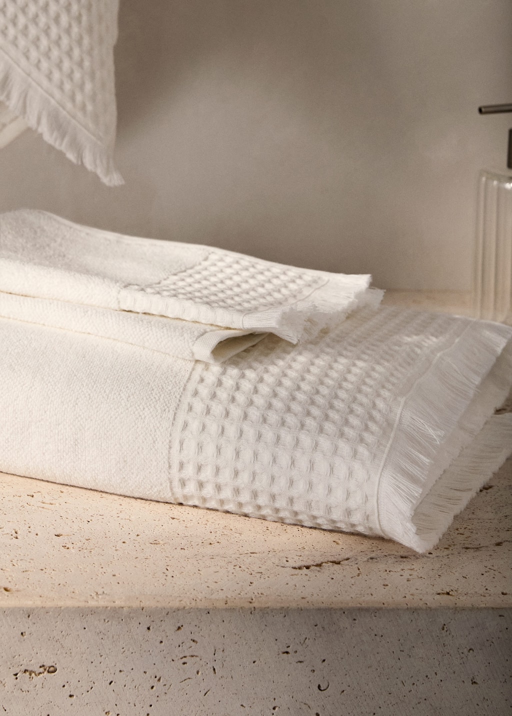 Mango Home Waffle Border Bath Towel With Fringe Off White