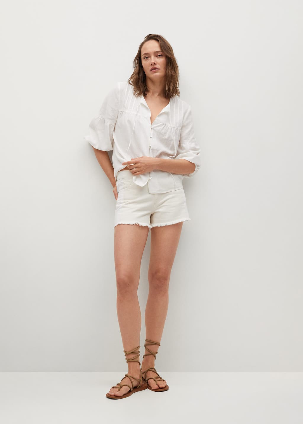 15 camisas y tops de Mango Outlet por menos de 10 euros