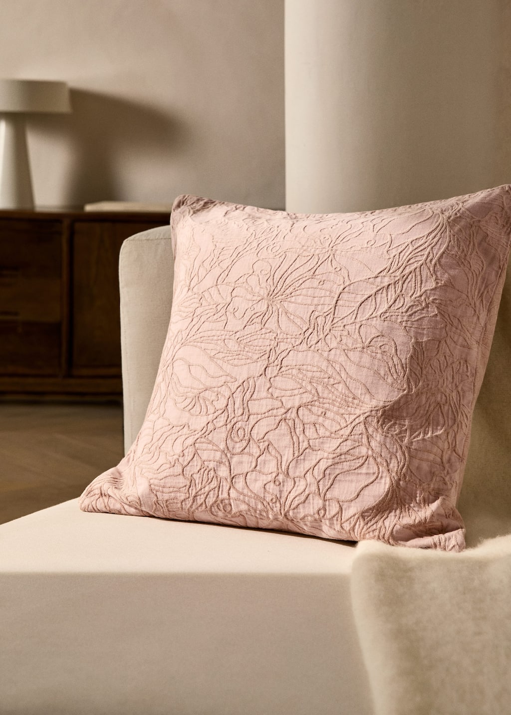 Mango Home Cushion Case Light Pink