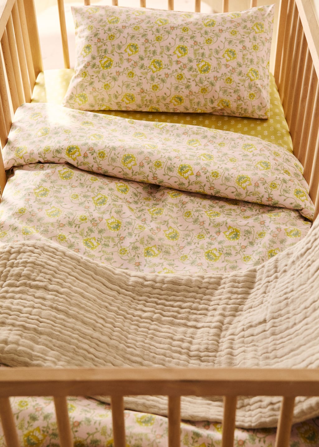 Mango Home Cotton Percale Floral-print Duvet Cover For Cot Pink In Pink