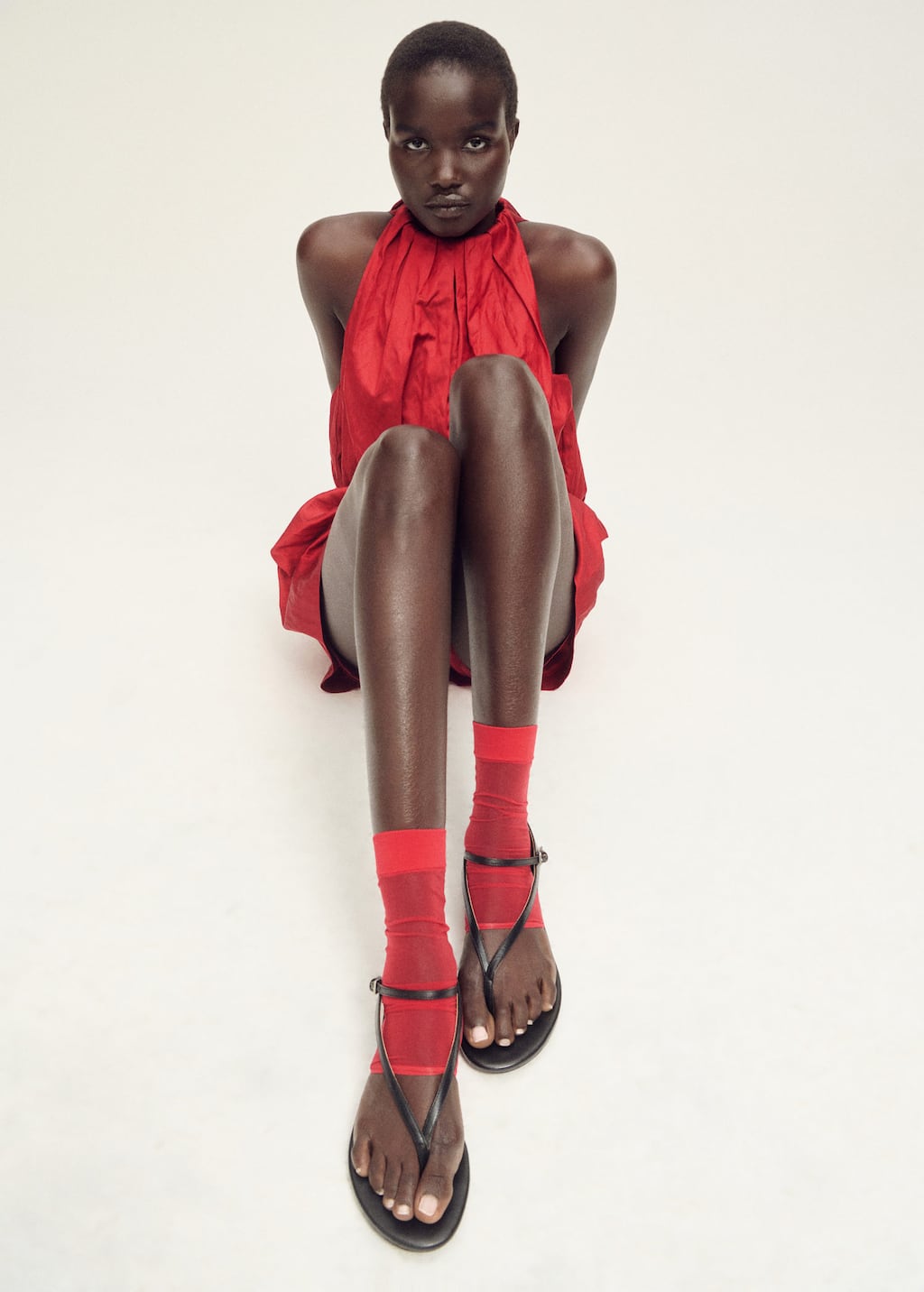 MANGO THIN VEILED SOCKS WITH OPENING RED