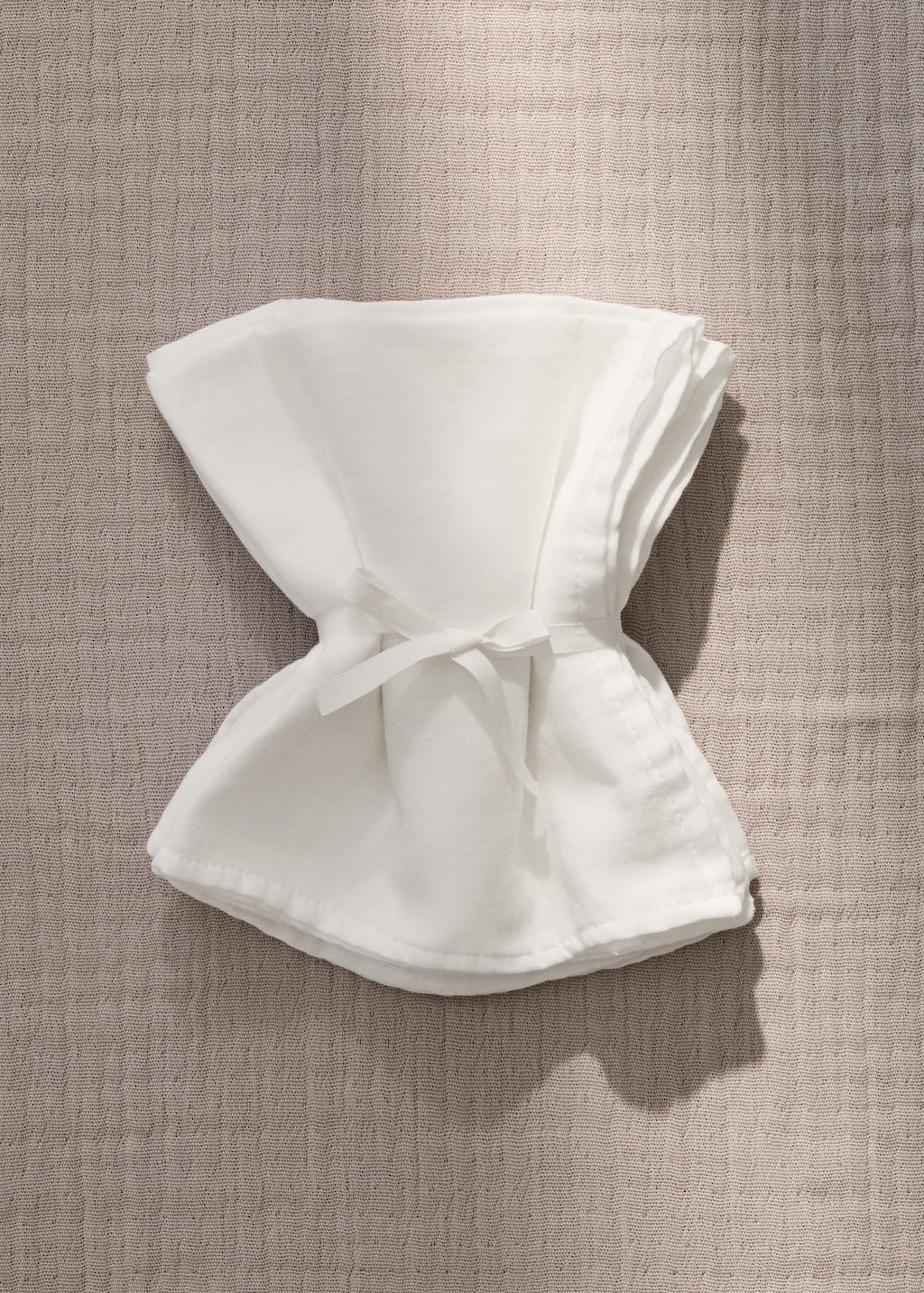 Plain cotton baby swaddle